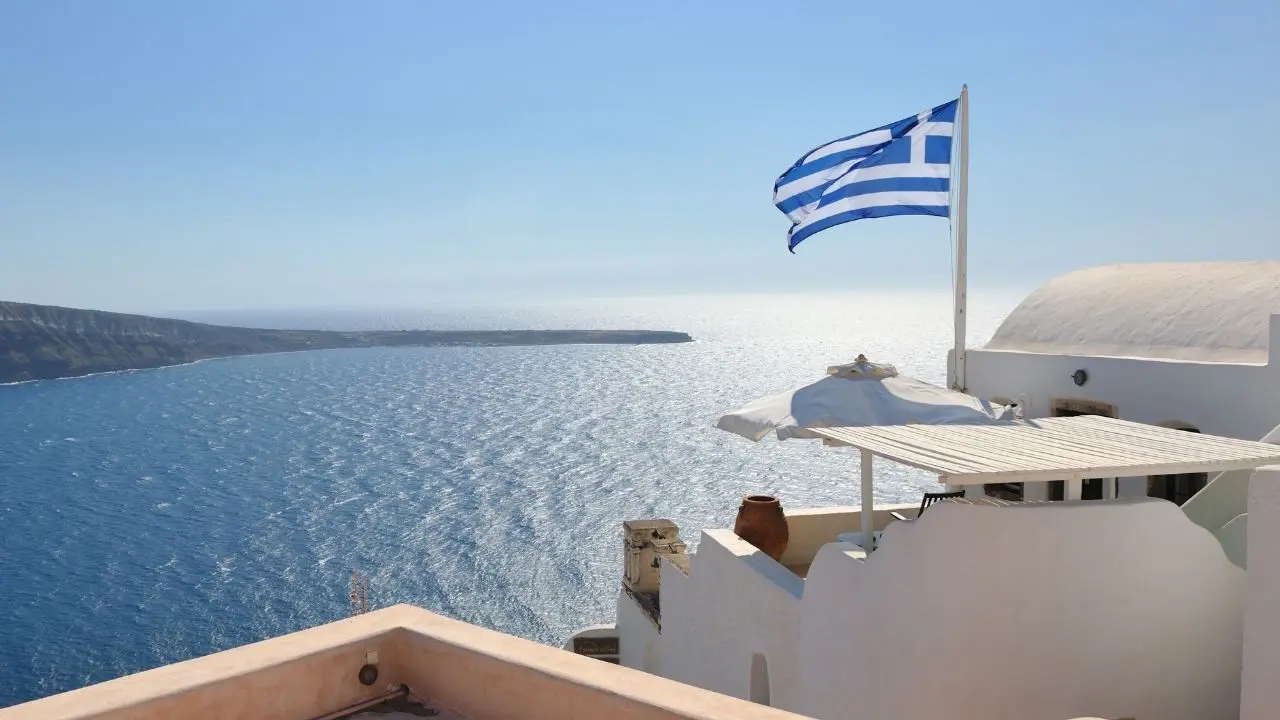 Greece Plans Golden Visa Changes to Fix Backdated Residence Permits